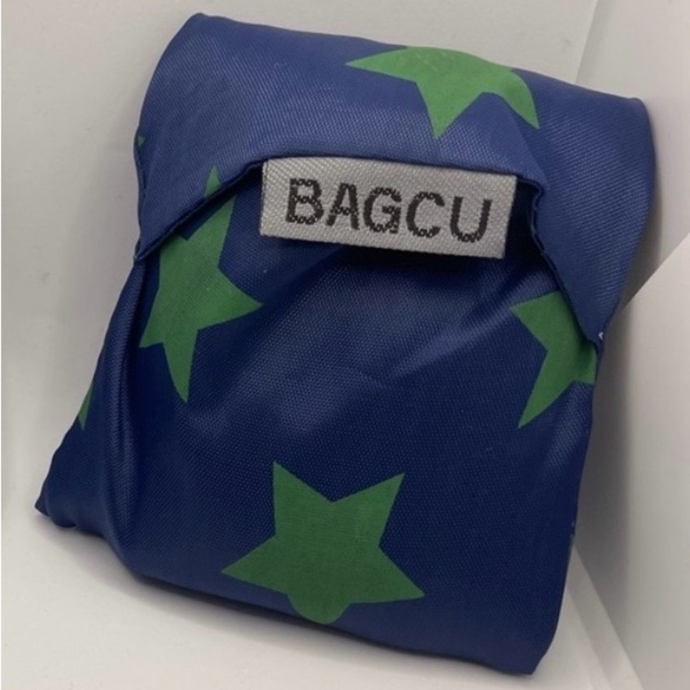 ⭐️ 10-4-$10- Small Foldable Reusable Bag